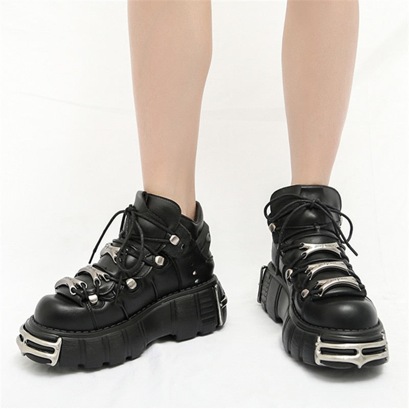 2020 Punk Style Women Sneakers Lace-up 6CM Platform Creepers Female Metal Decor